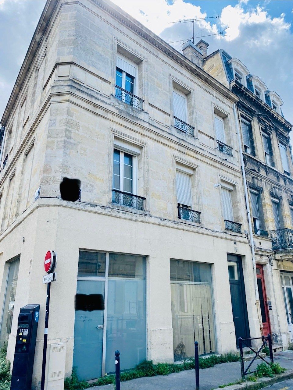 building for sale on BORDEAUX (33000)